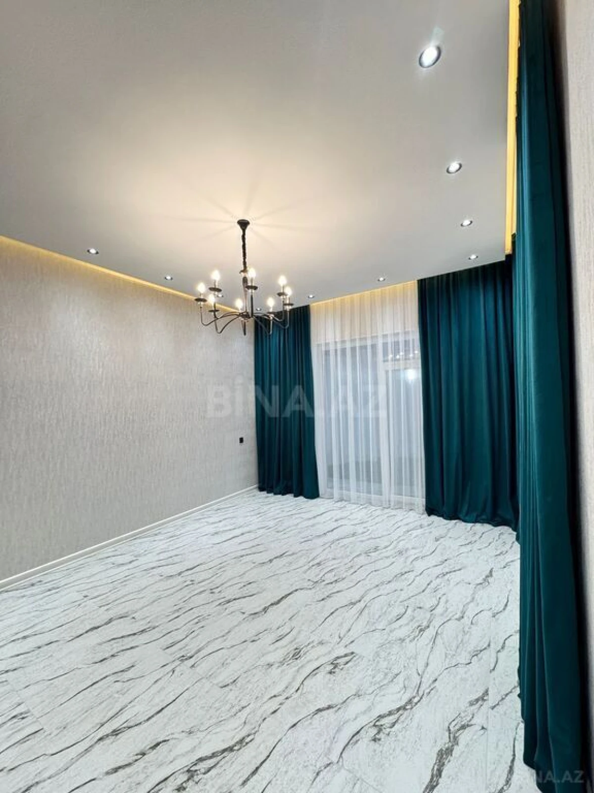 Satılır 4 otaqlı həyət evi 130 m²
