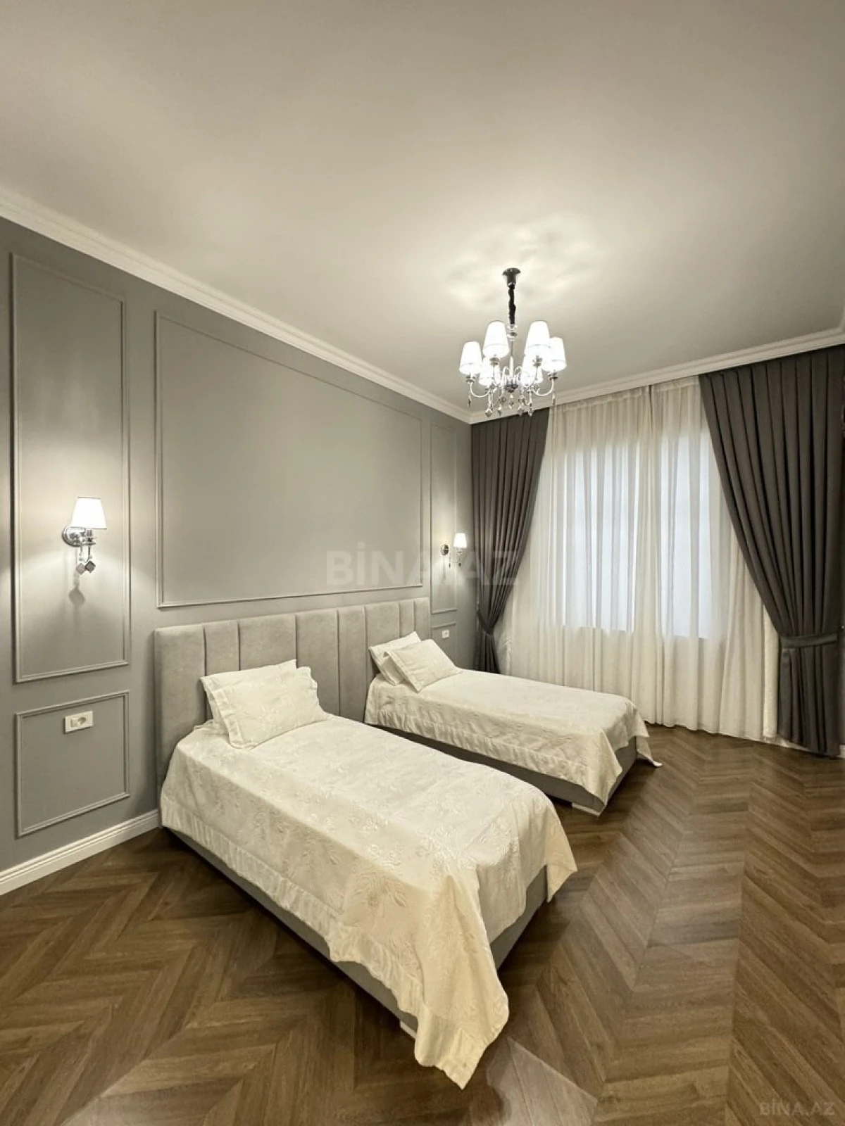 Satılır 5 otaqlı həyət evi 220 m²