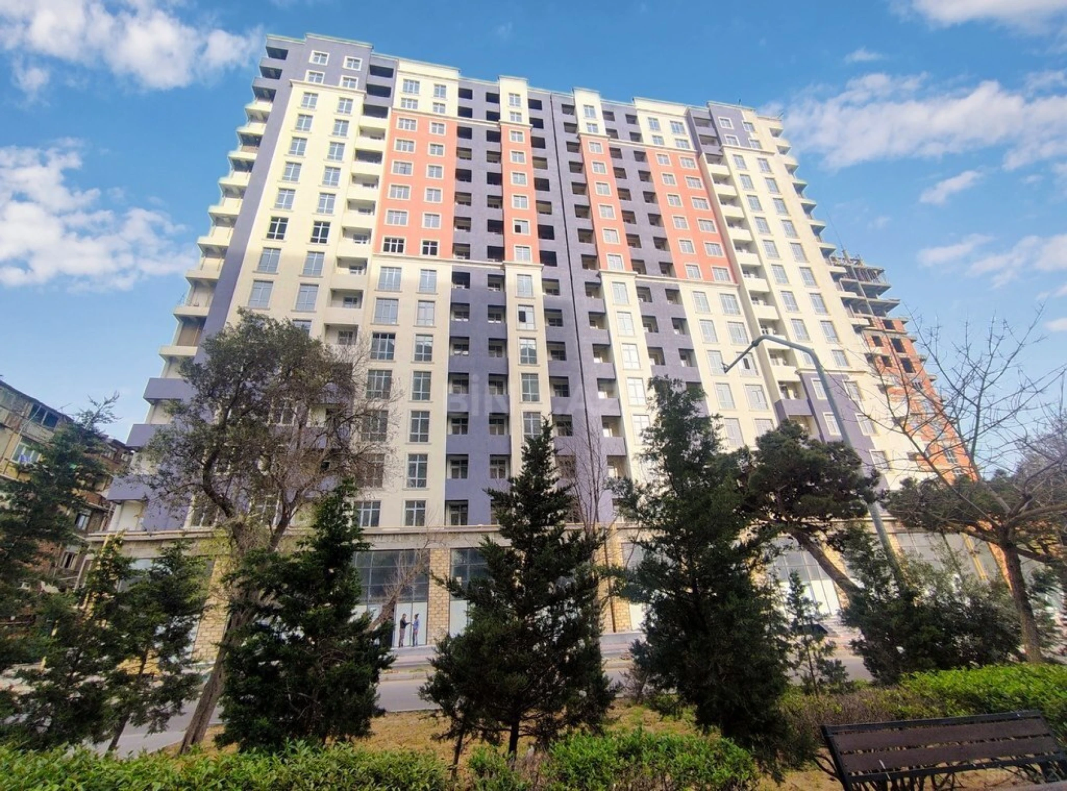 Satılır 2 otaqlı mənzil 62.1 m²