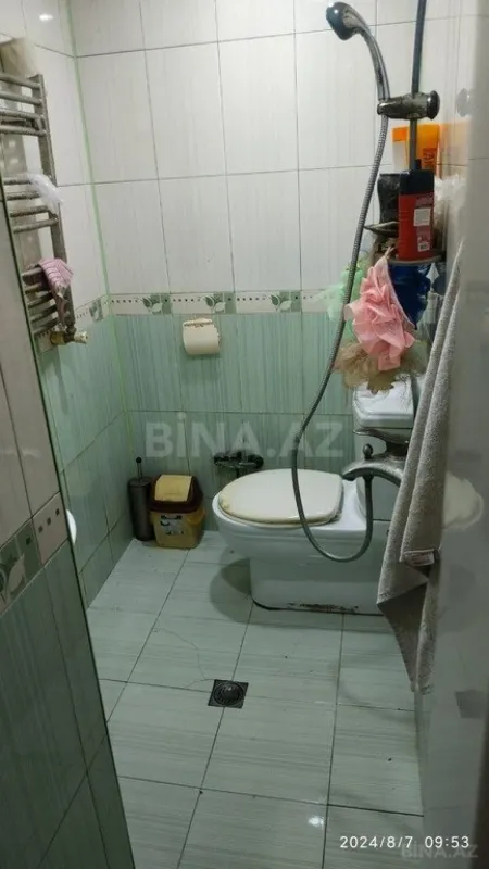 Satılır 5 otaqlı həyət evi 200 m²