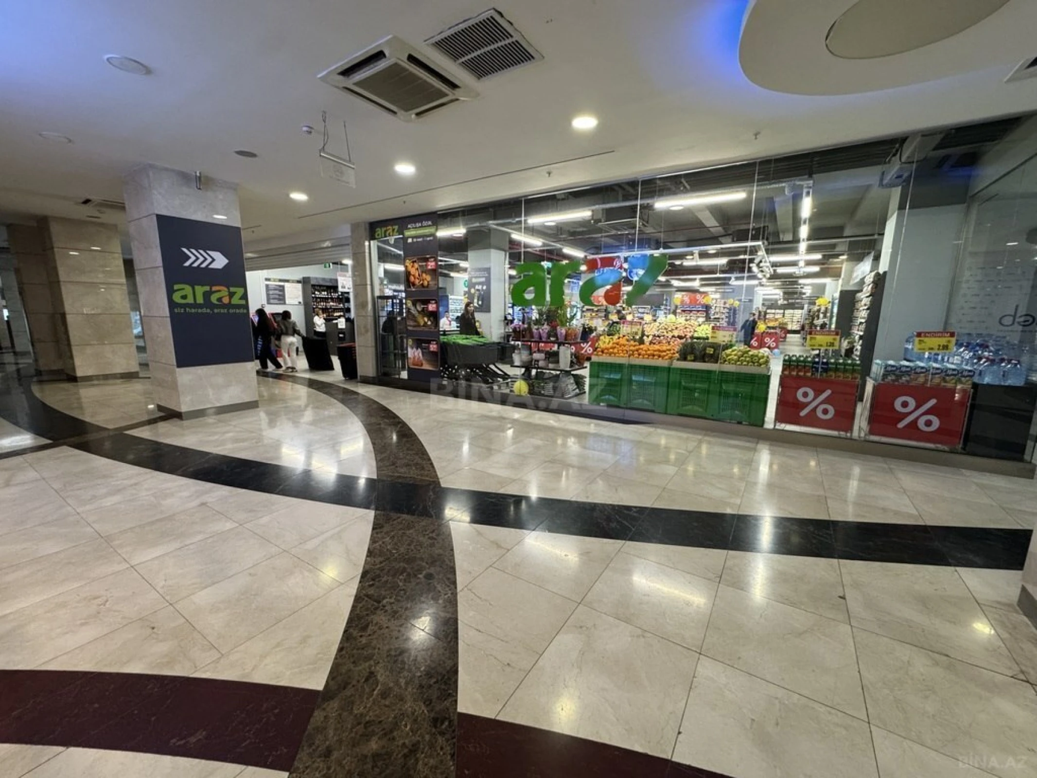 Satılır 3 otaqlı mənzil 145 m²