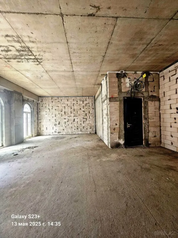 Satılır 3 otaqlı mənzil 102 m²