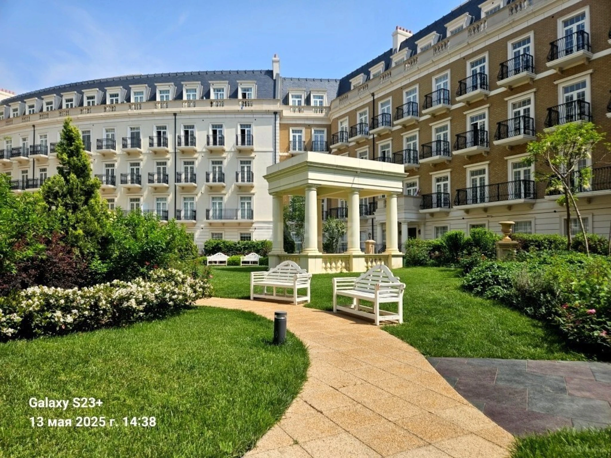 Satılır 3 otaqlı mənzil 102 m²