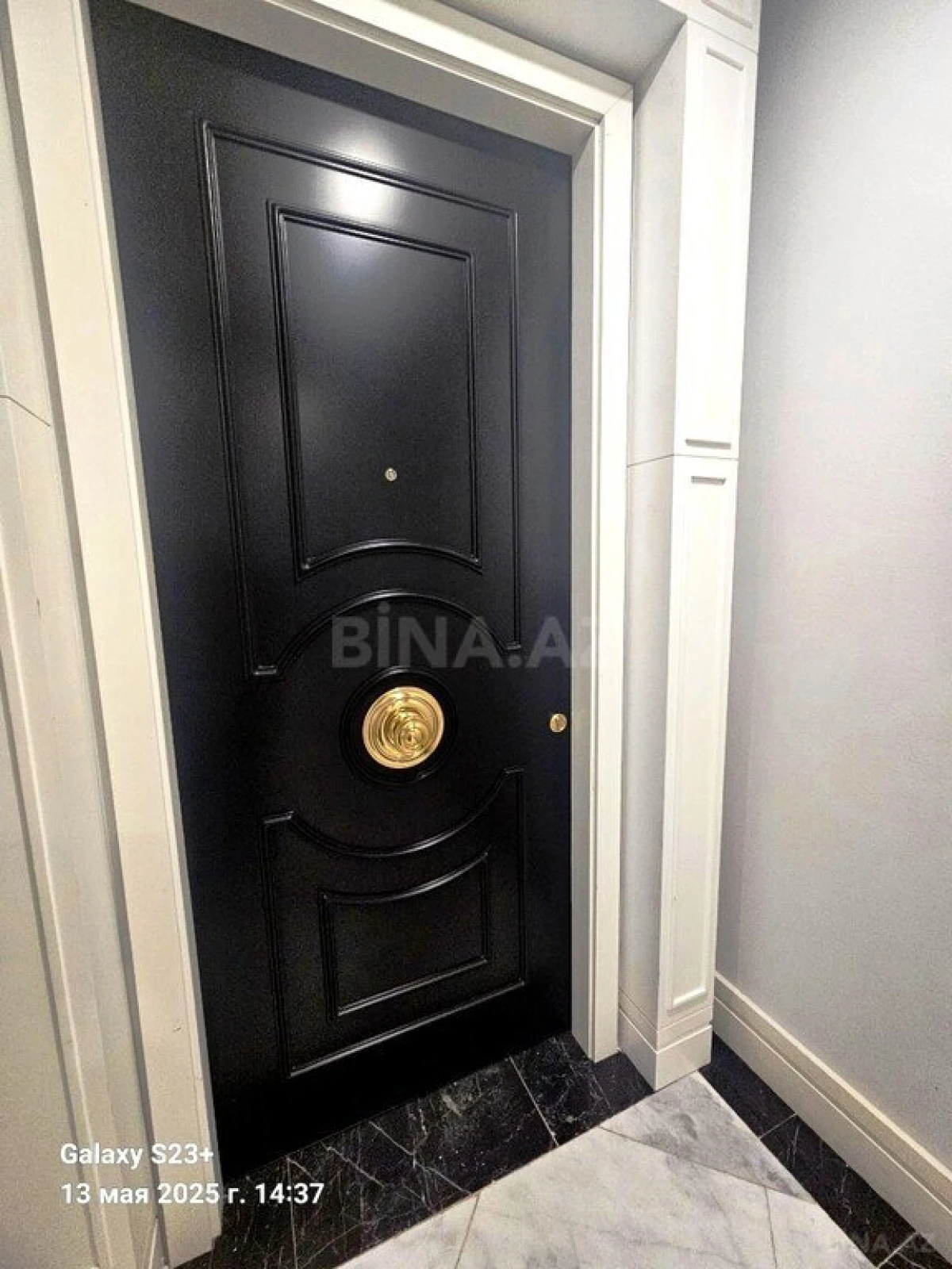 Satılır 3 otaqlı mənzil 102 m²