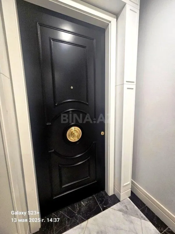 Satılır 3 otaqlı mənzil 102 m²