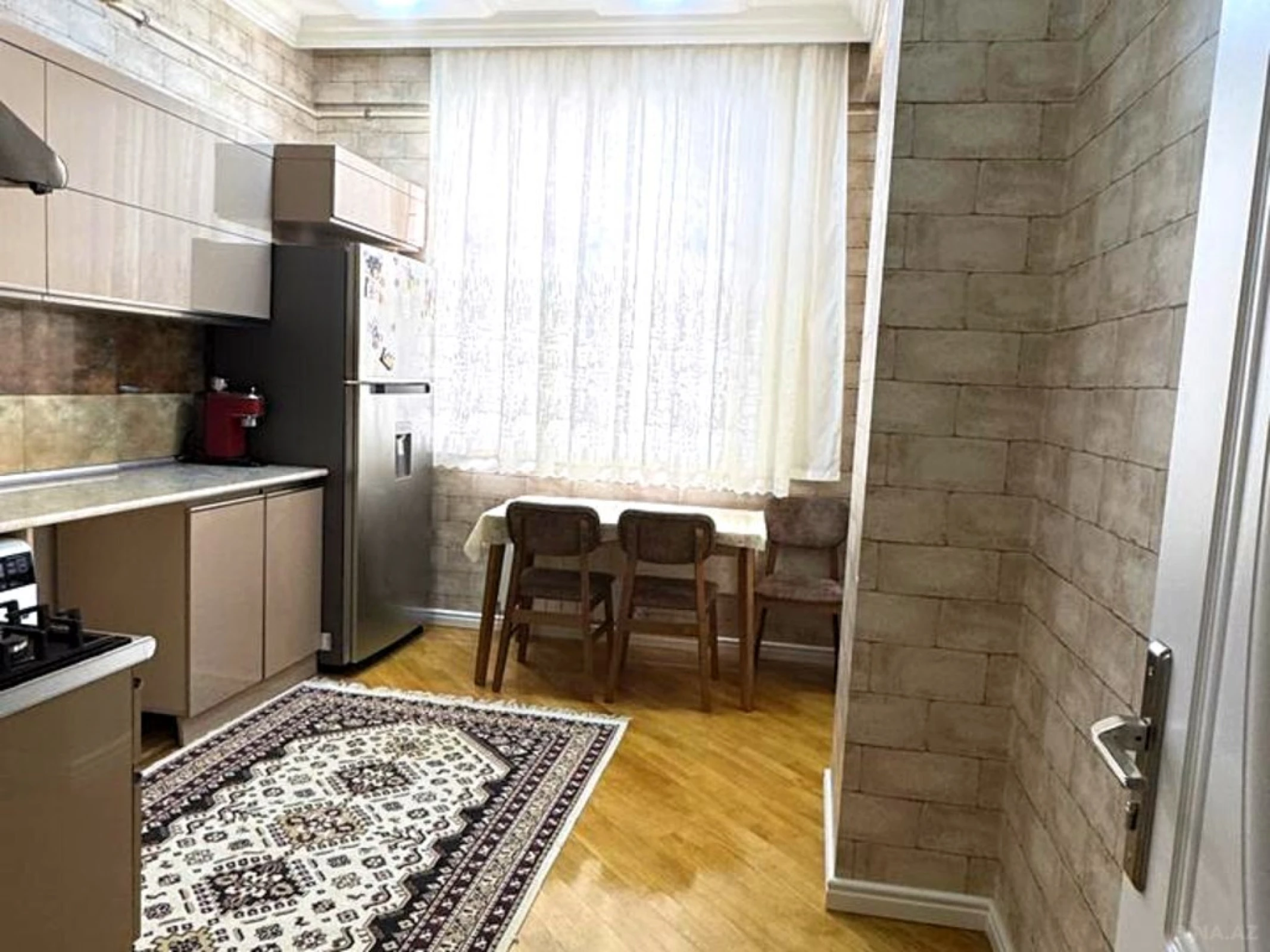 Satılır 3 otaqlı mənzil 103 m²