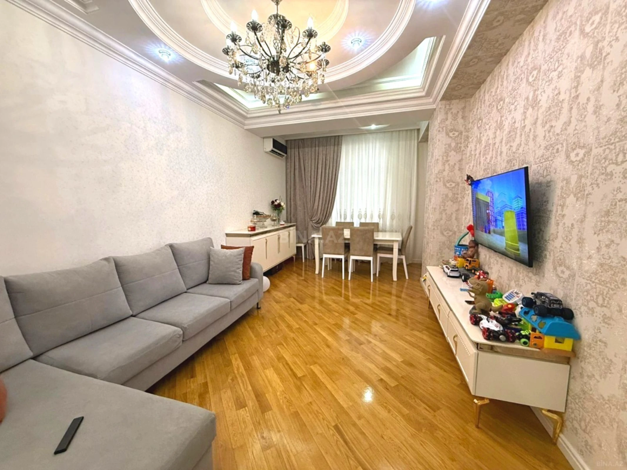 Satılır 3 otaqlı mənzil 103 m²