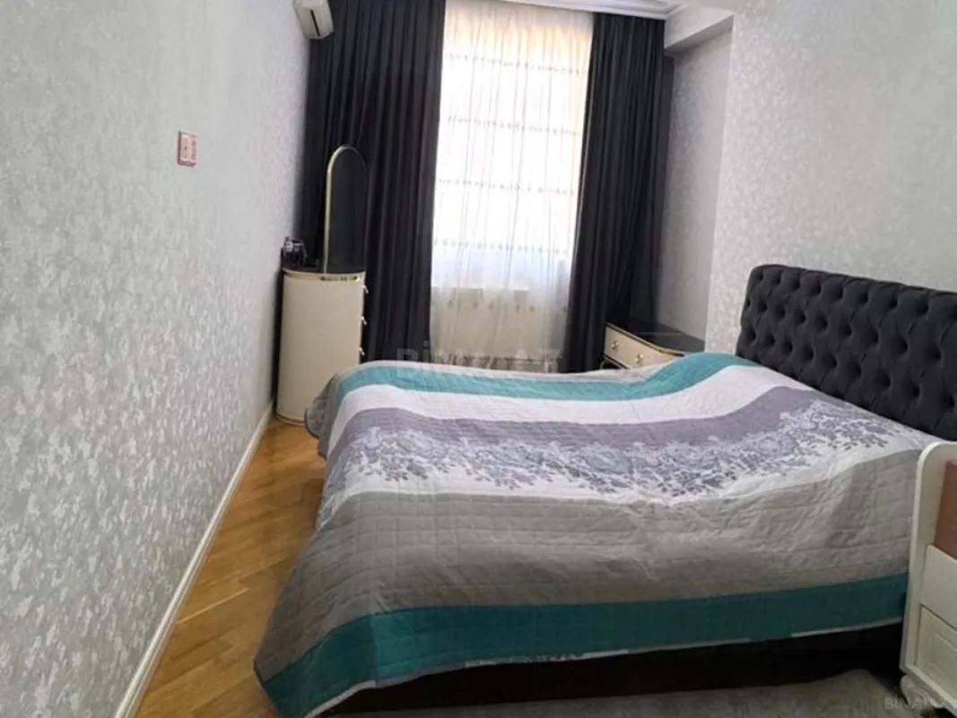 Satılır 3 otaqlı mənzil 103 m²