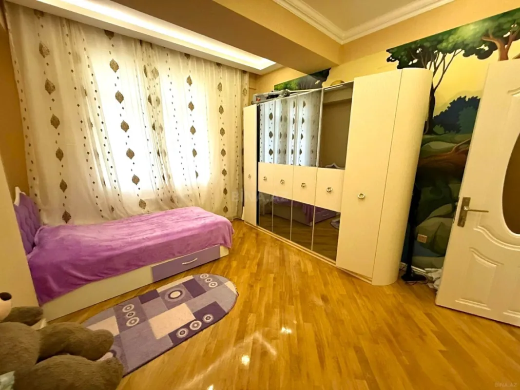 Satılır 3 otaqlı mənzil 103 m²