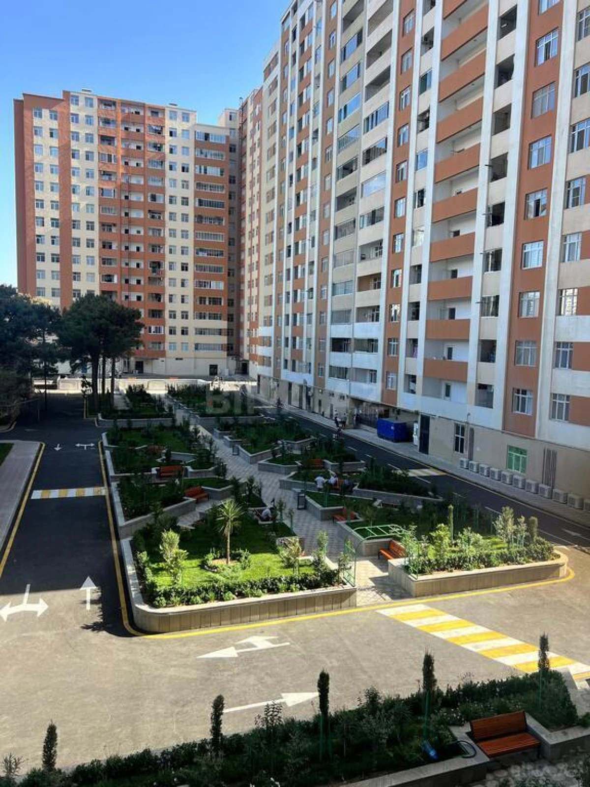 Satılır 3 otaqlı mənzil 103 m²