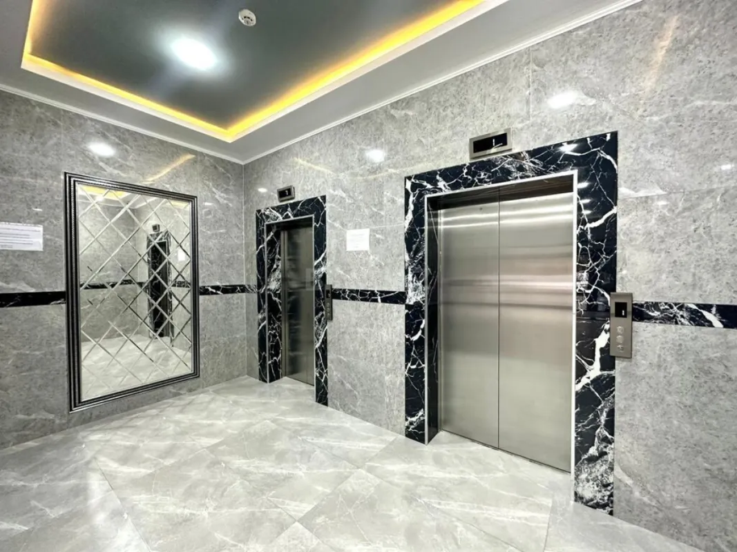 Satılır 3 otaqlı mənzil 103 m²