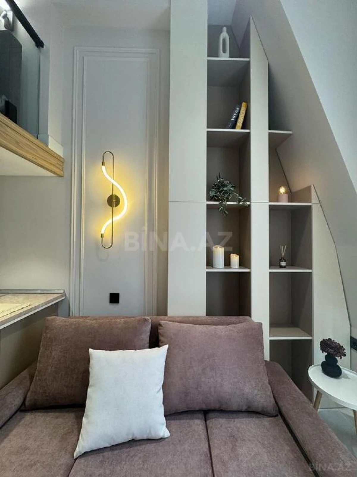 Kirayə verilir 2 otaqlı mənzil 55 m²