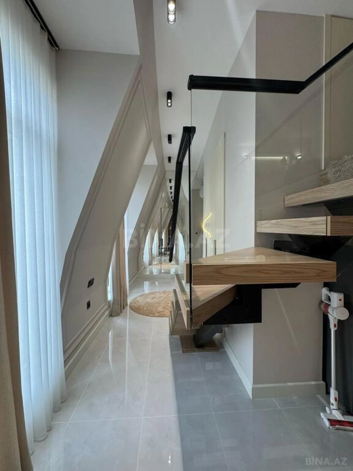 Kirayə verilir 2 otaqlı mənzil 55 m²