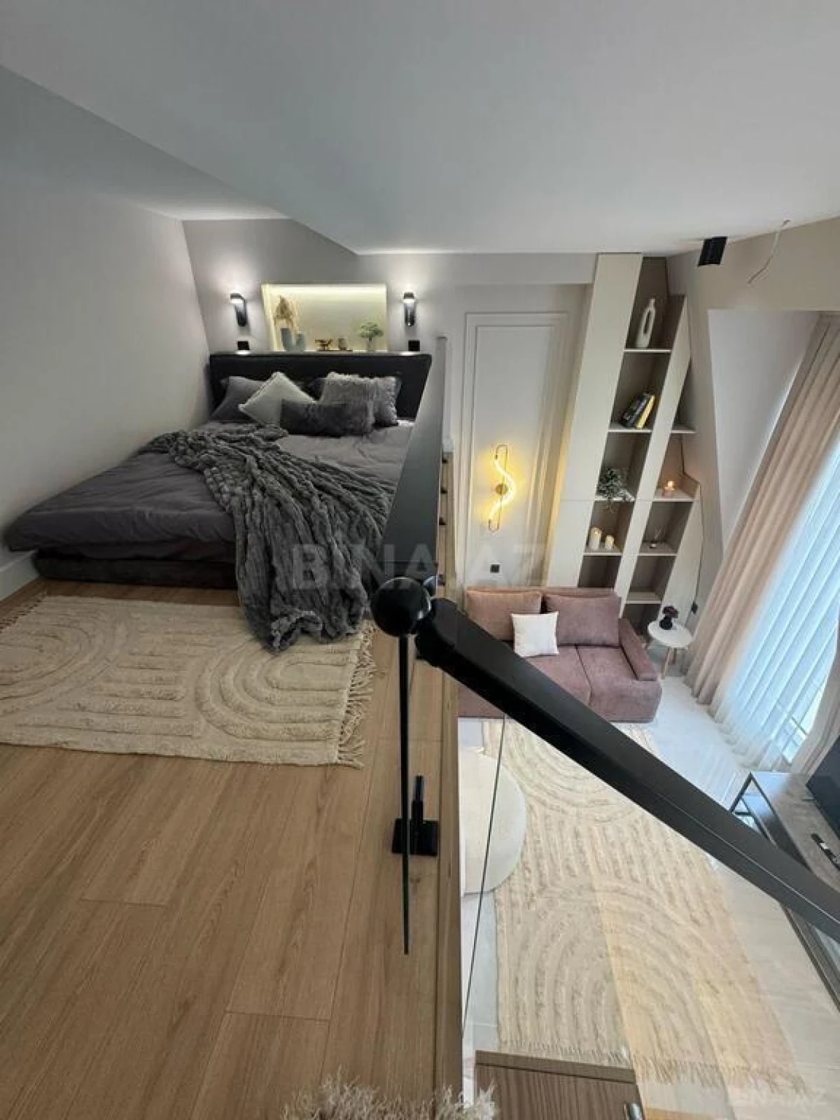 Kirayə verilir 2 otaqlı mənzil 55 m²