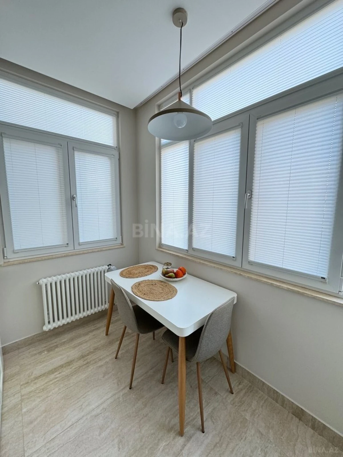 Satılır 2 otaqlı mənzil 55 m²
