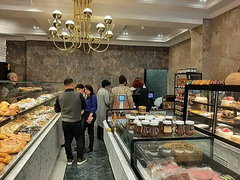 Satılır obyekt 80 m²