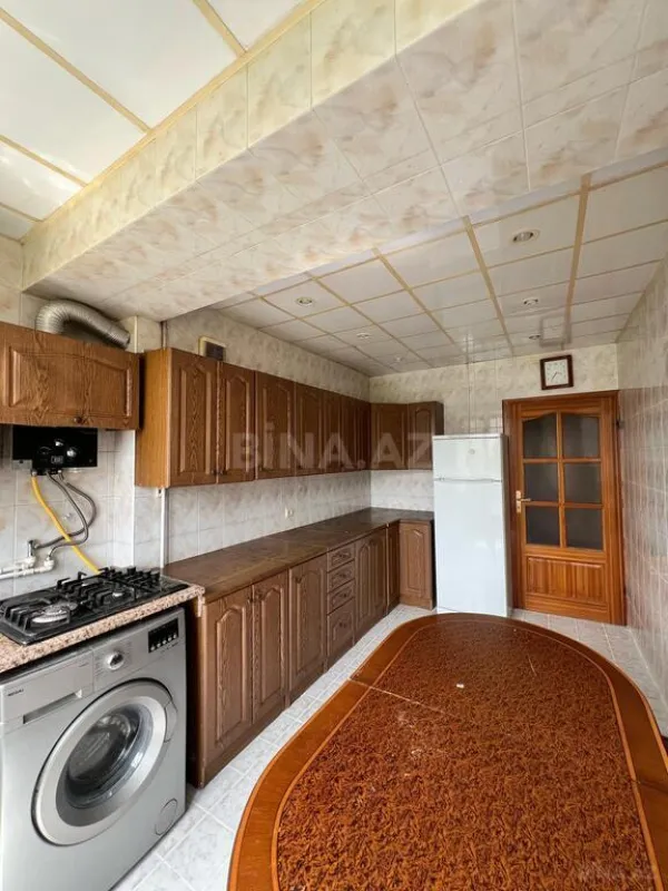 Satılır 2 otaqlı mənzil 70 m²
