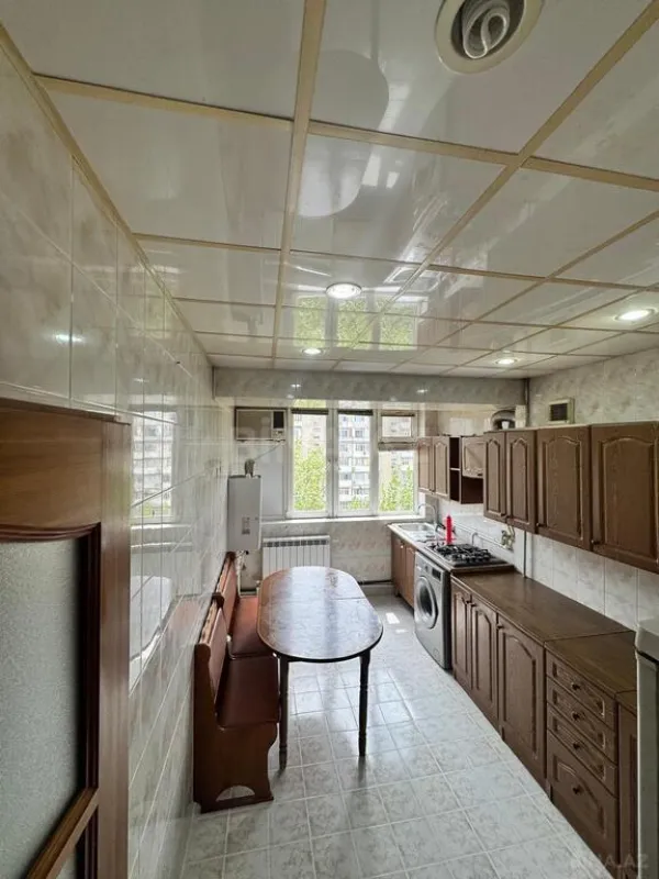 Satılır 2 otaqlı mənzil 70 m²