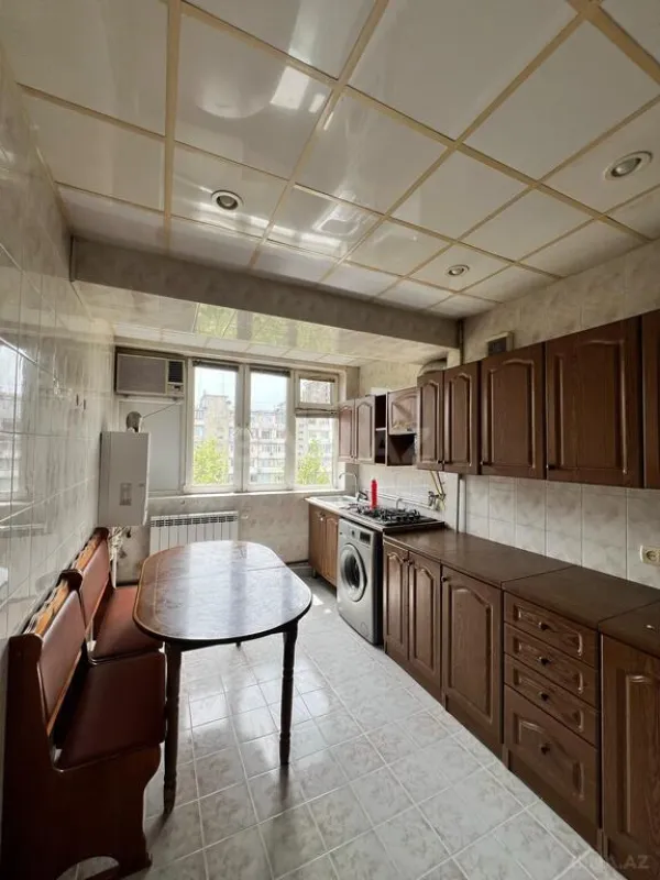 Satılır 2 otaqlı mənzil 70 m²