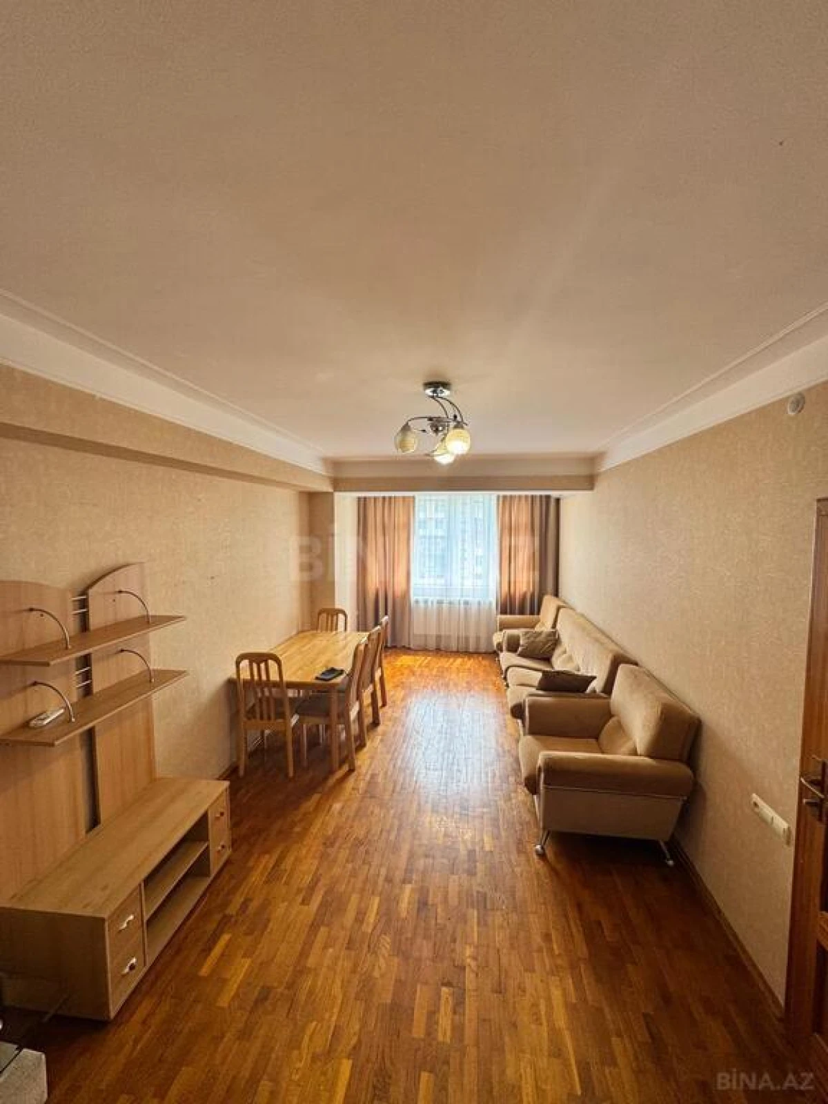Satılır 2 otaqlı mənzil 70 m²