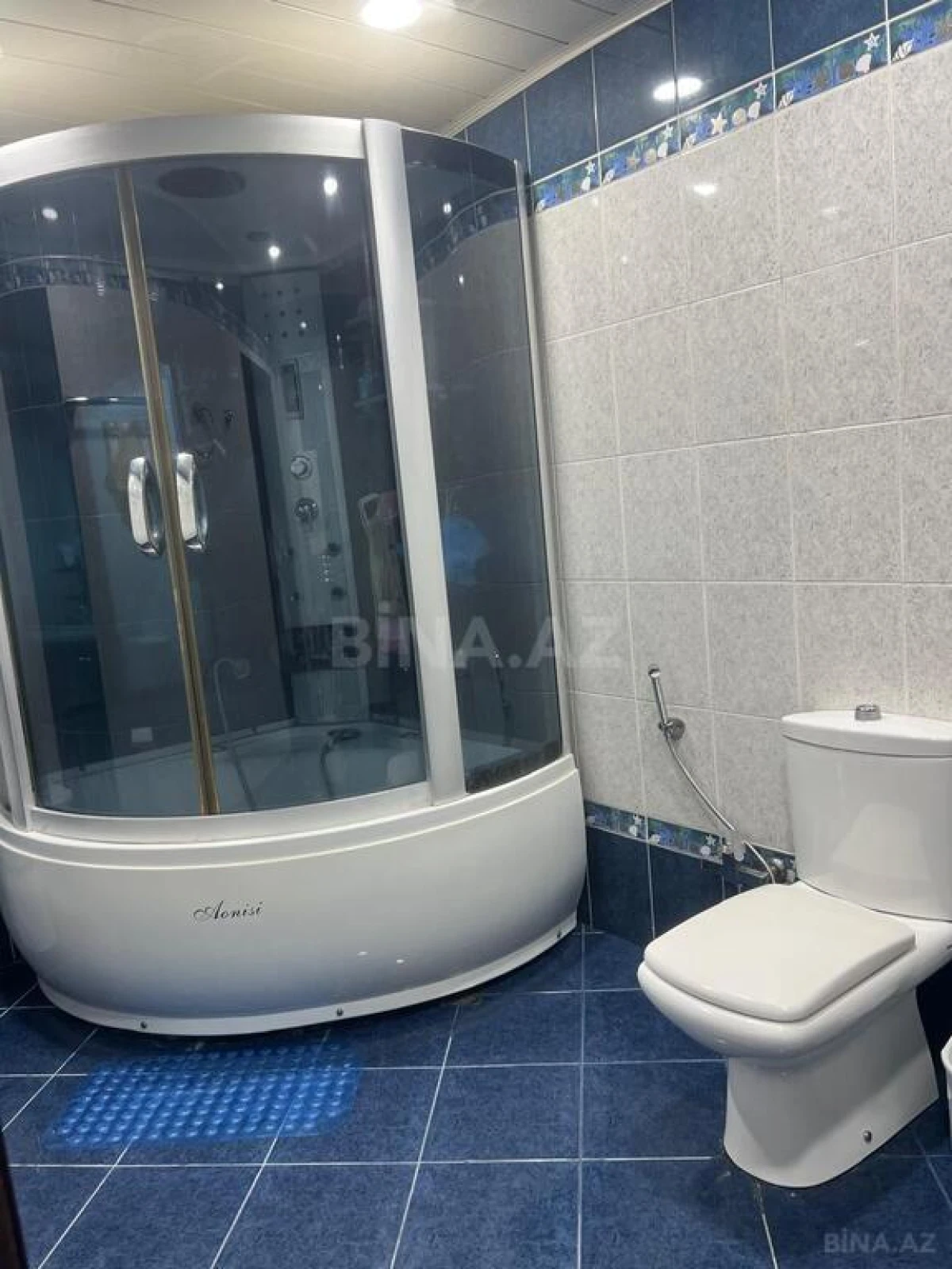 Satılır 3 otaqlı mənzil 145 m²