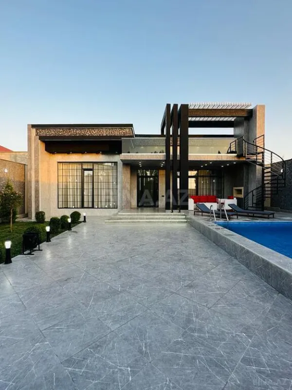 Kirayə verilir 4 otaqlı həyət evi 240 m²