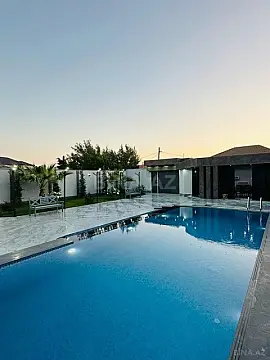 Kirayə verilir 5 otaqlı həyət evi 350 m²