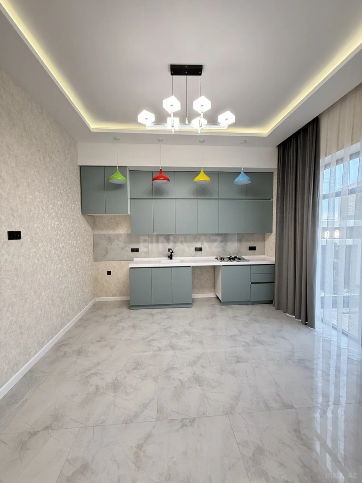 Satılır 4 otaqlı həyət evi 130 m²