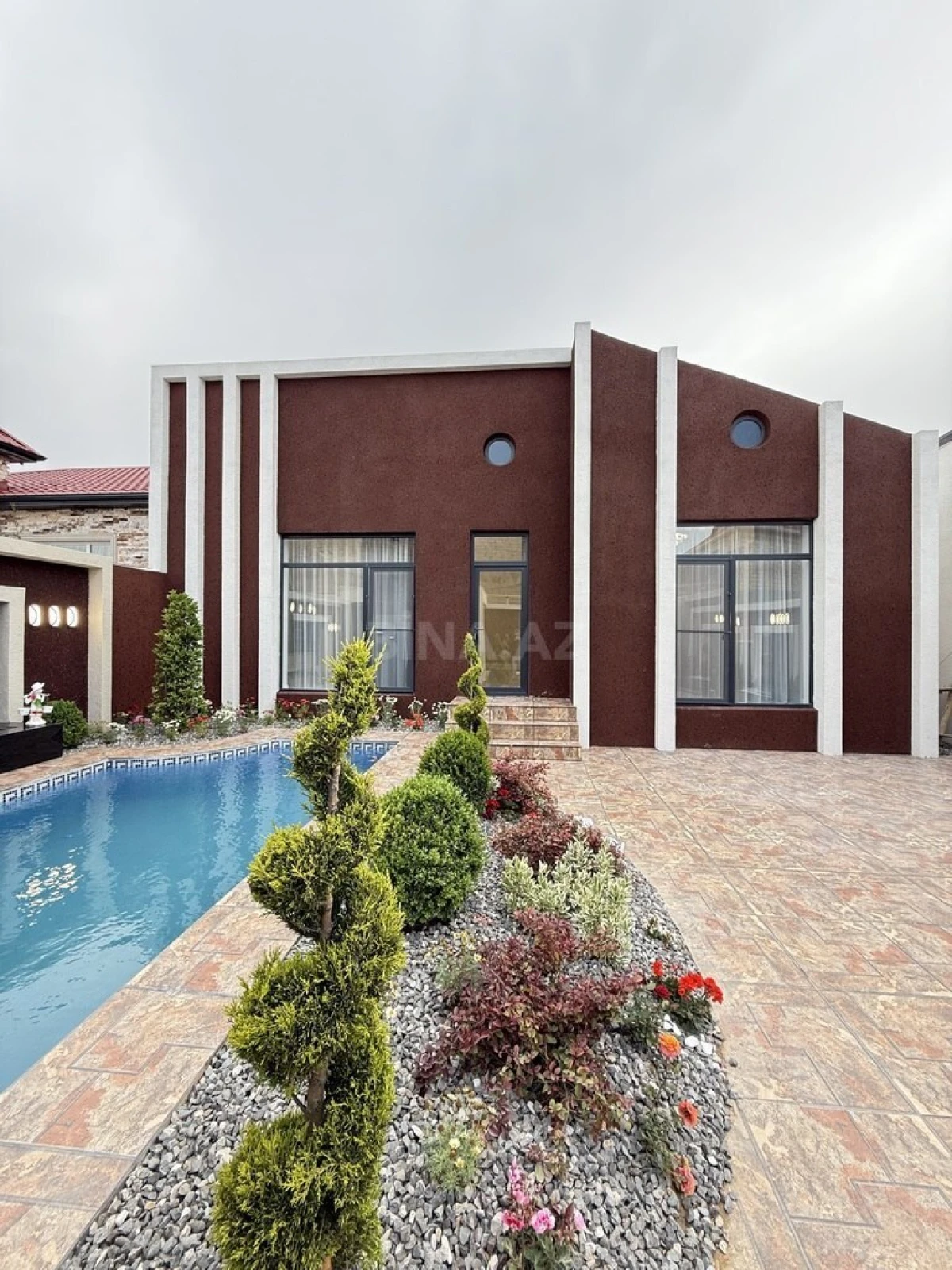 Satılır 4 otaqlı həyət evi 130 m²