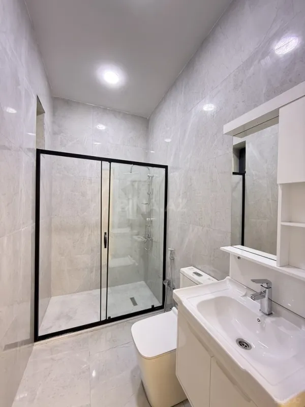 Satılır 4 otaqlı həyət evi 130 m²