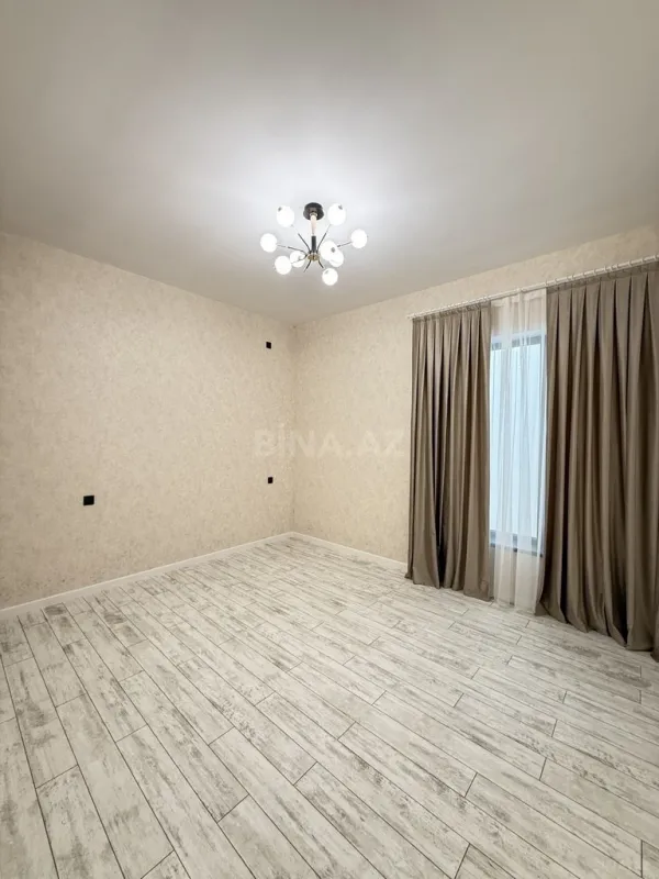 Satılır 4 otaqlı həyət evi 130 m²