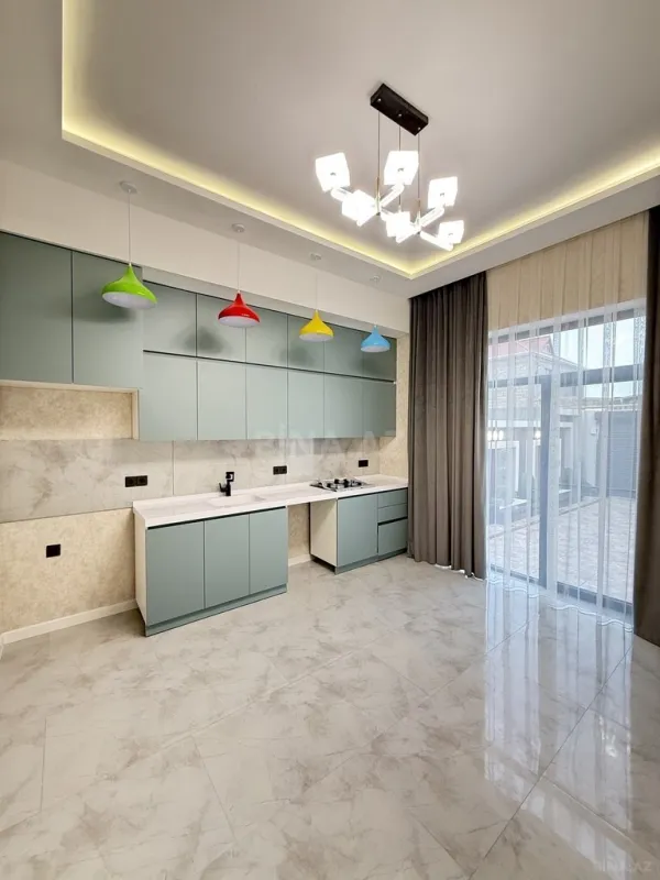 Satılır 4 otaqlı həyət evi 130 m²