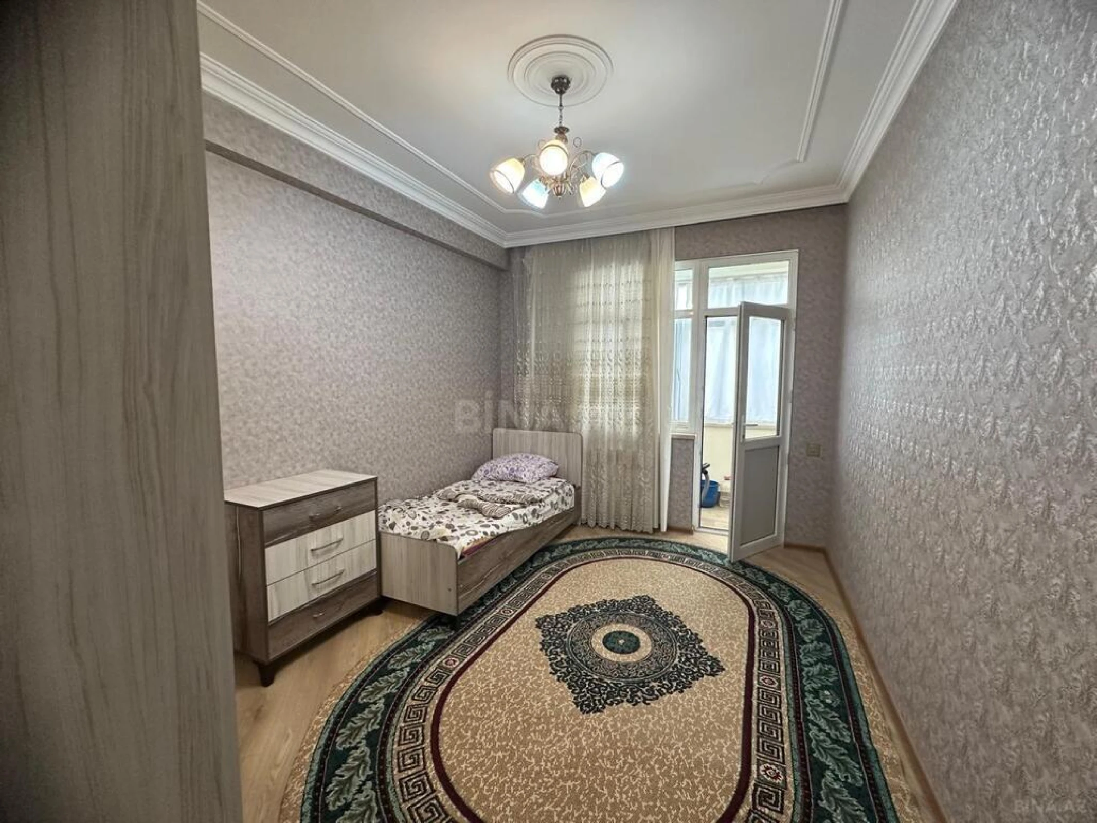 Satılır 4 otaqlı mənzil 126 m²