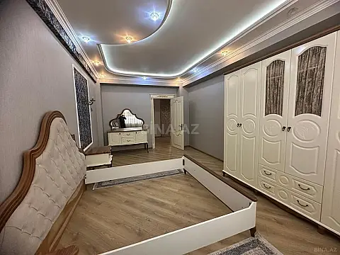 Satılır 4 otaqlı mənzil 126 m²