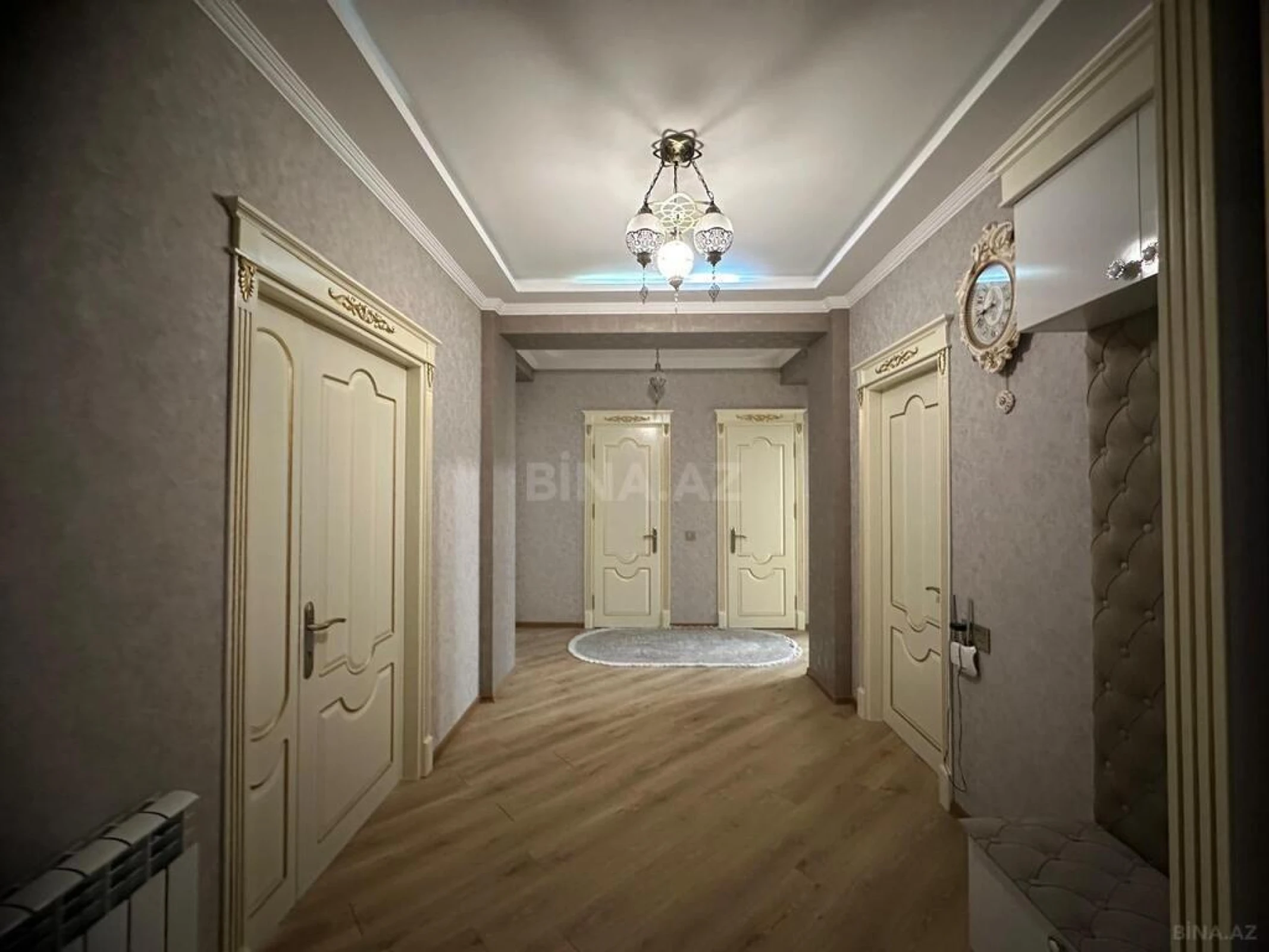 Satılır 4 otaqlı mənzil 126 m²