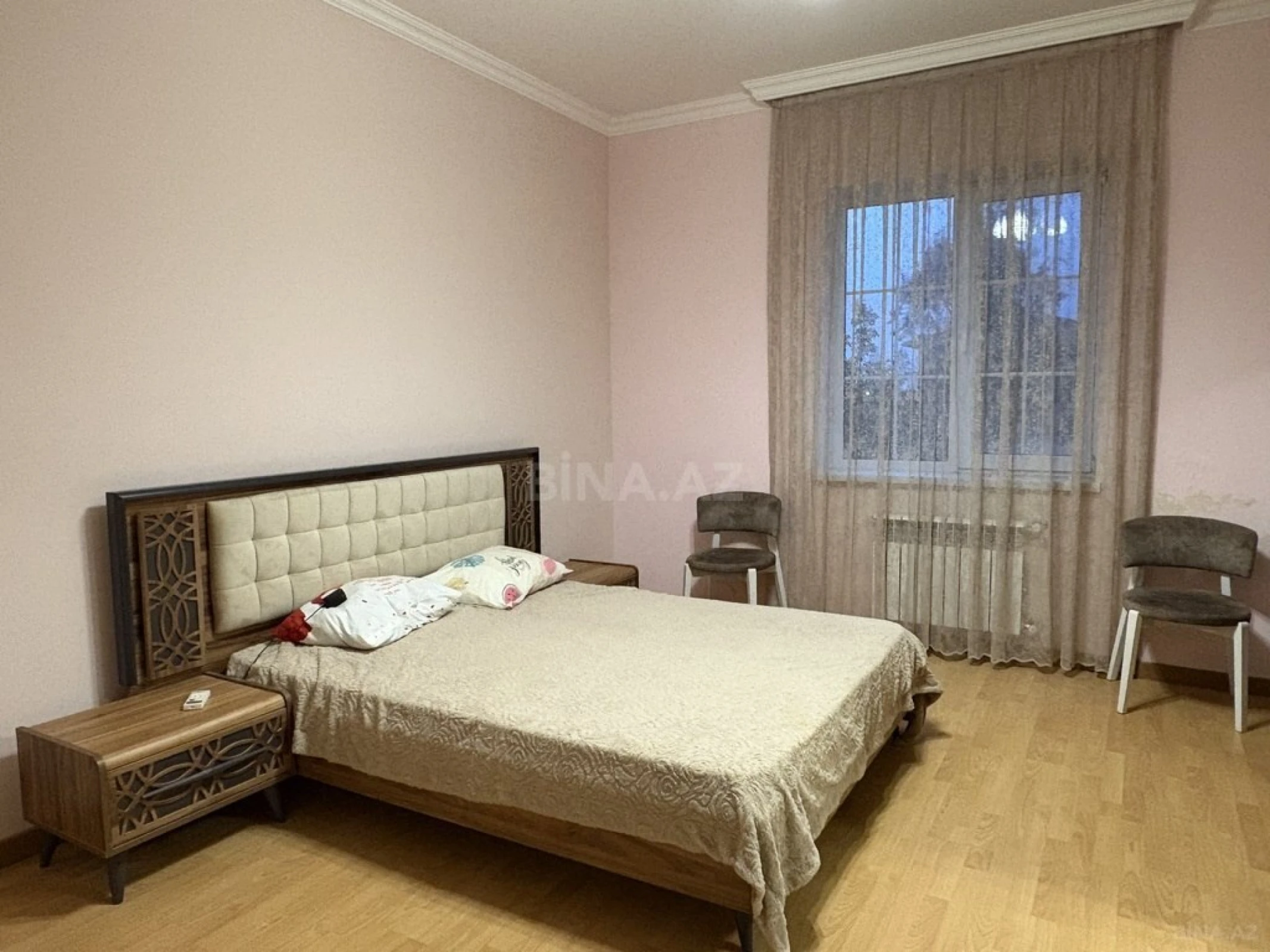Kirayə verilir 5 otaqlı həyət evi 240 m²