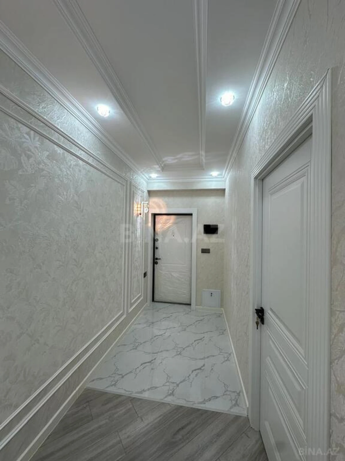 Satılır 2 otaqlı mənzil 54 m²