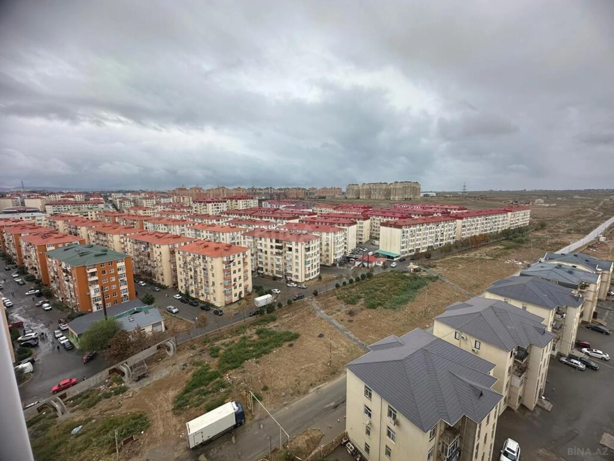 Satılır 3 otaqlı mənzil 83 m²