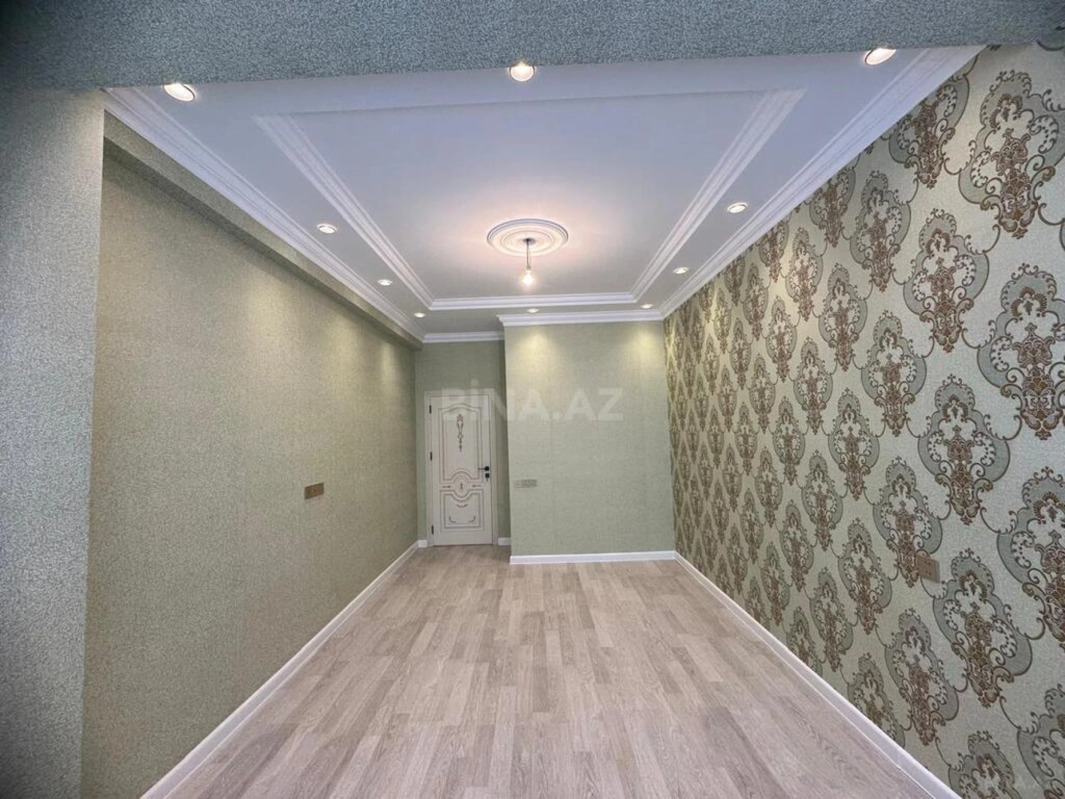 Satılır 3 otaqlı mənzil 83 m²