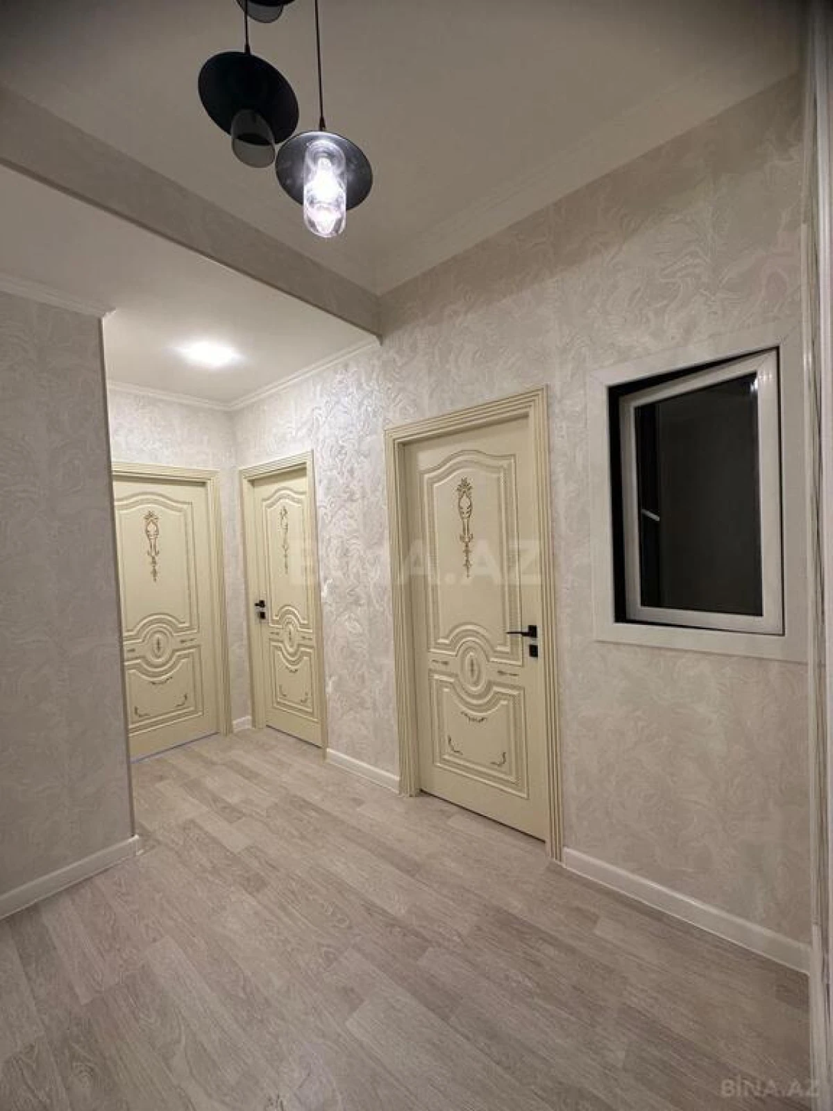 Satılır 3 otaqlı mənzil 83 m²