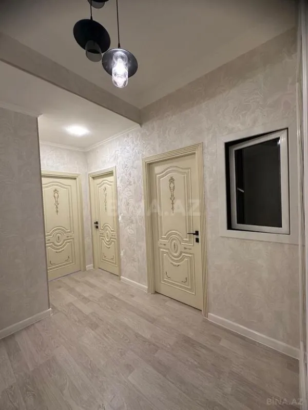 Satılır 3 otaqlı mənzil 83 m²