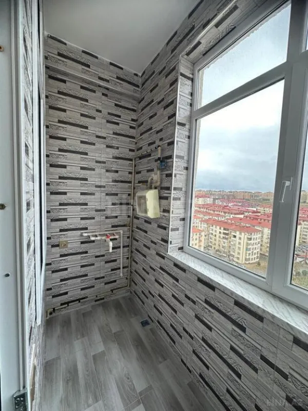 Satılır 3 otaqlı mənzil 83 m²
