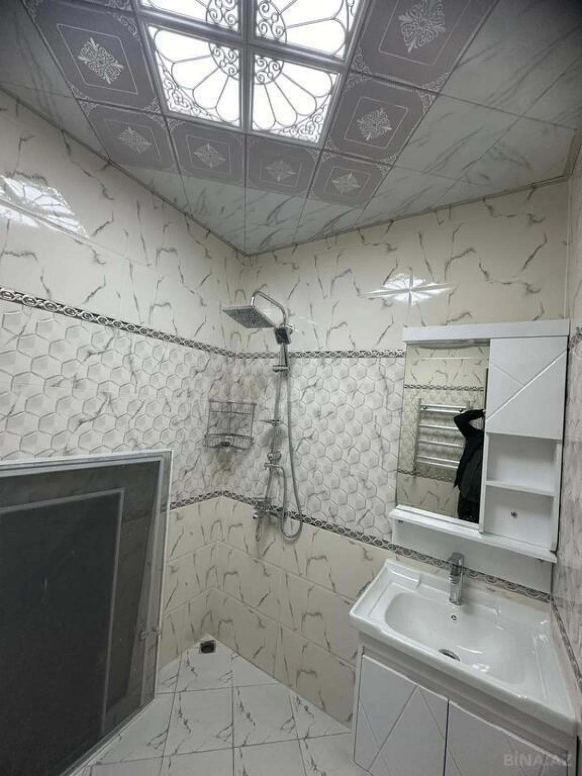 Satılır 3 otaqlı mənzil 83 m²