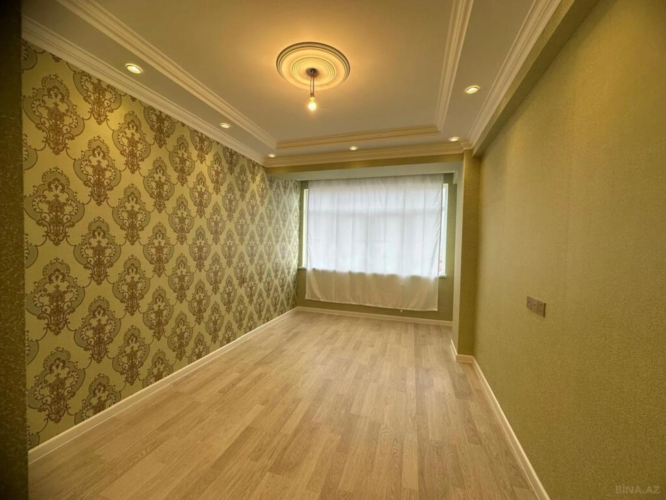 Satılır 3 otaqlı mənzil 83 m²