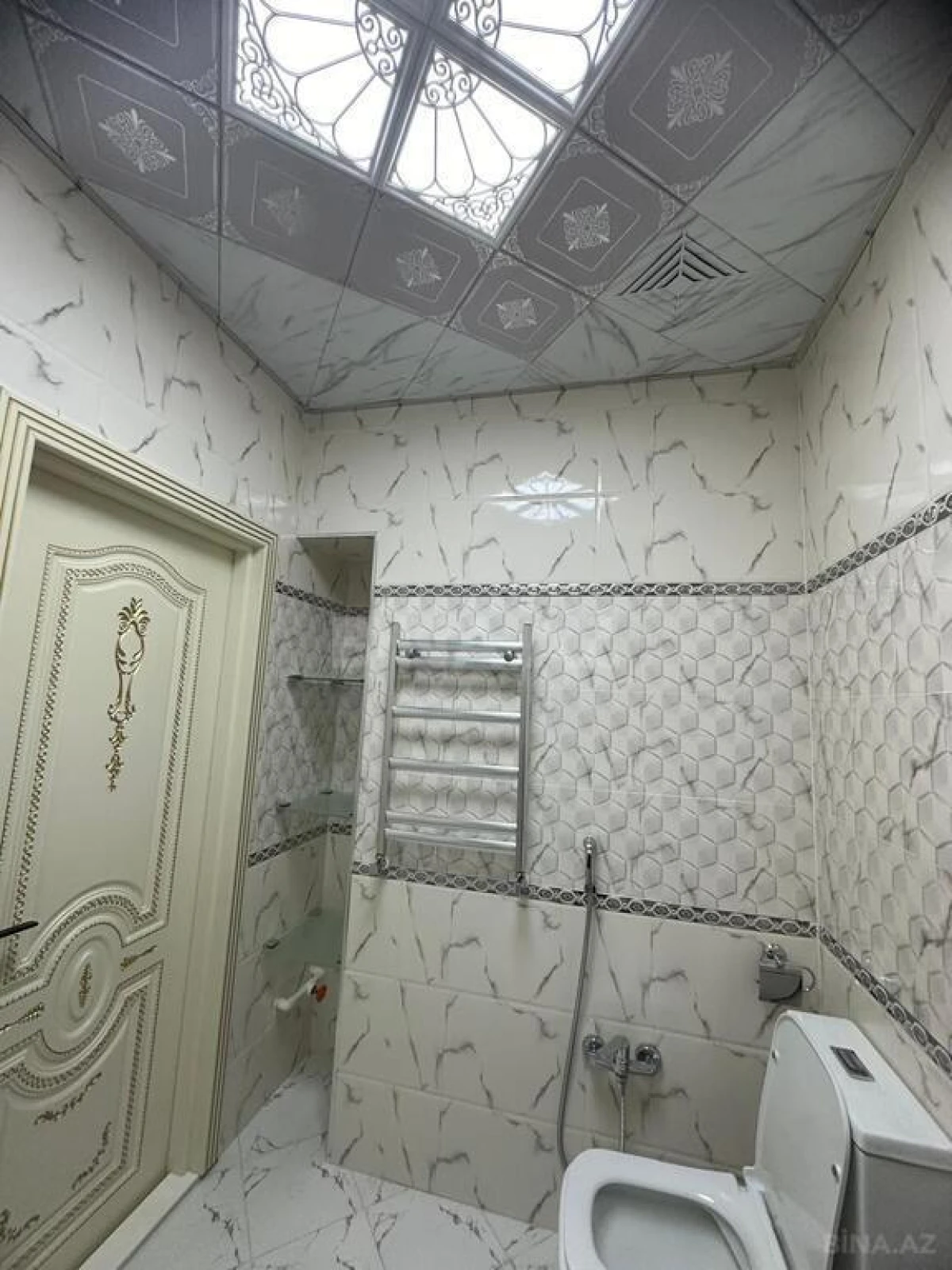 Satılır 3 otaqlı mənzil 83 m²