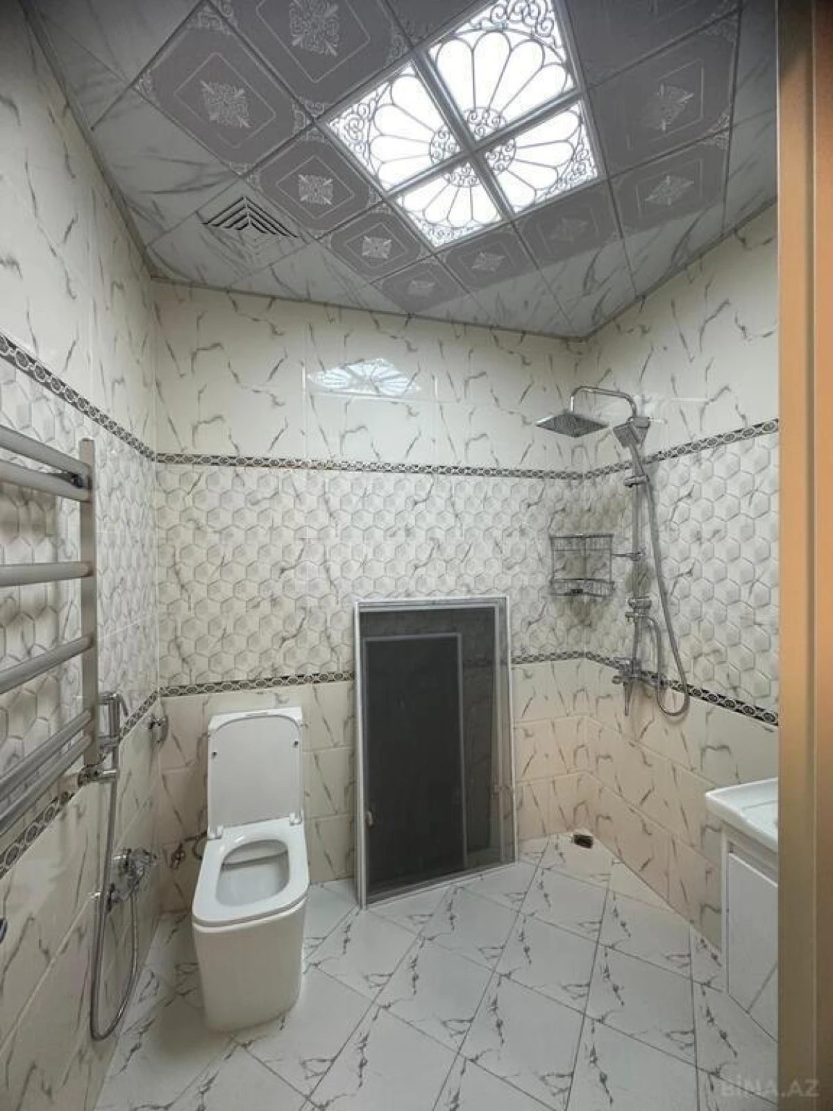 Satılır 3 otaqlı mənzil 83 m²