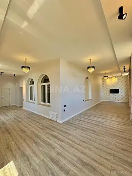 Satılır 6 otaqlı həyət evi 300 m²
