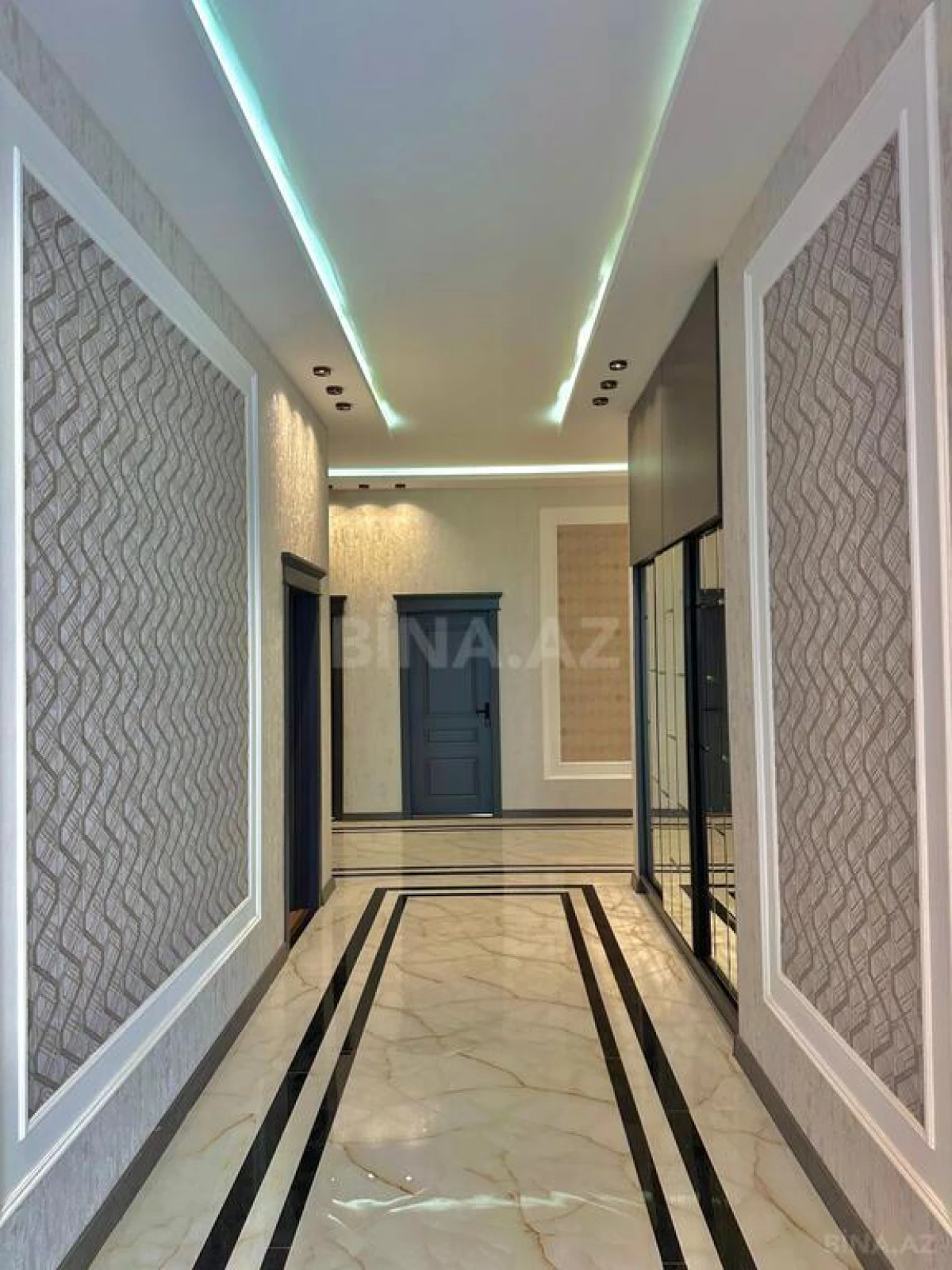 Satılır 5 otaqlı həyət evi 185 m²