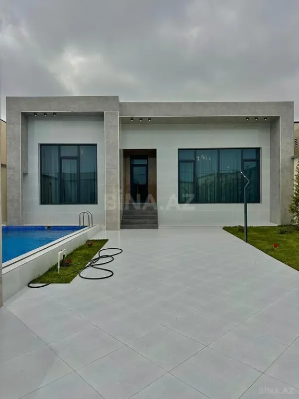 Satılır 5 otaqlı həyət evi 185 m²