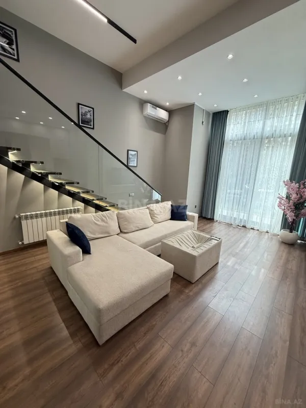 Kirayə verilir 2 otaqlı mənzil 70 m²